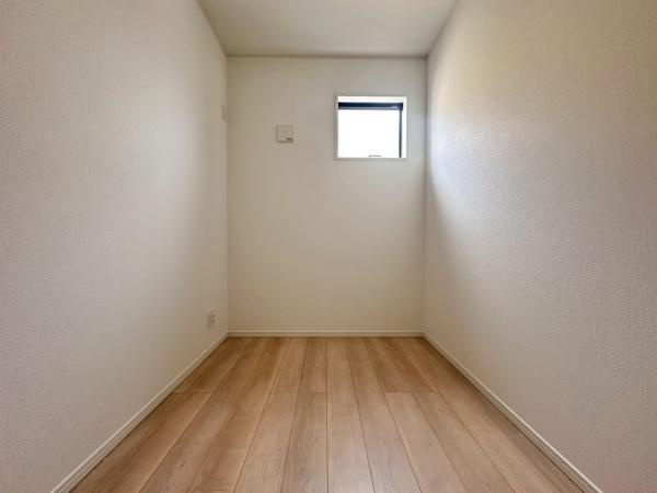 和歌山市鳴神第4-2号棟　新築戸建の収納