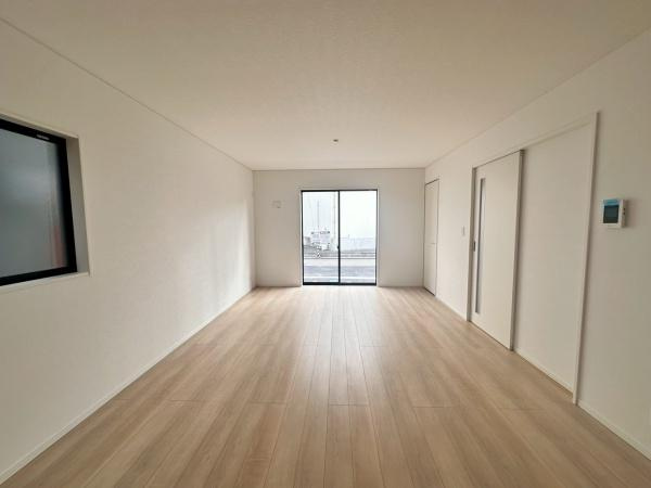 和歌山市鳴神第4-2号棟　新築戸建の居間・リビング