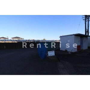 ロイヤル一宮のエントランス