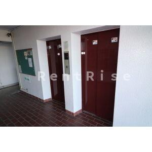 ロイヤル一宮の洗面所