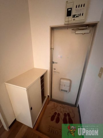 サンビレッジ　Ａ棟の玄関