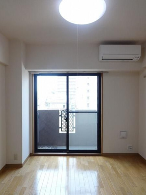 【居間・リビング】 | エスコート代田橋 