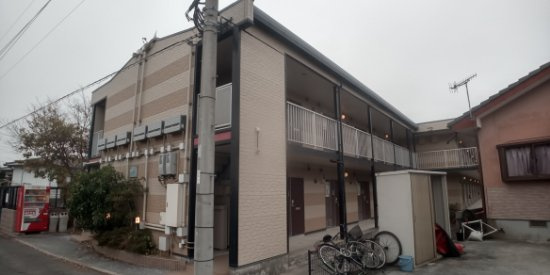 レオパレス稲荷町の外観