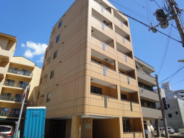 Ｐｉｎｅ　Ｖａｌｌｅｙ　弐番館のその他共用部分|外観写真（昼）