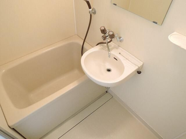 第２大島園マンションの浴室