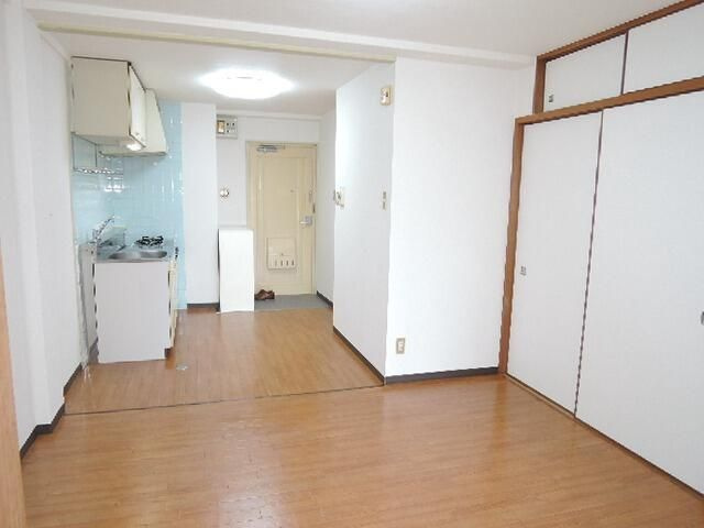 第２大島園マンションの居間・リビング