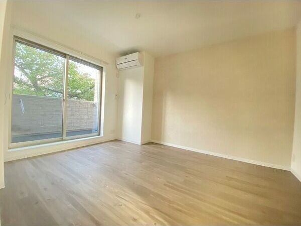 アート西九条の居間・リビング