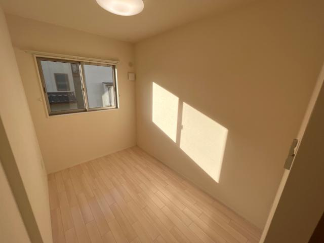 オリーブガーデンの内装|洋室