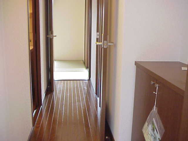 アスパラ館の玄関|玄関