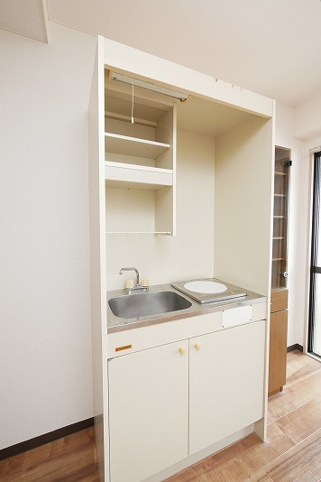 Calm西原のキッチン|Calm西原404　1R　