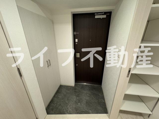 VITA荒本の玄関|シンプルで使いやすい玄関です