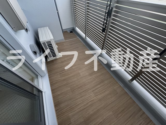 VITA荒本のバルコニー|開放的で明るい空間を演出してくれるバルコニーです