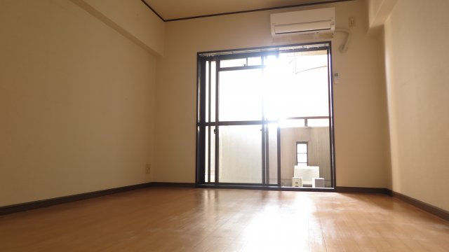 朝日プラザ岸里パサージュの寝室