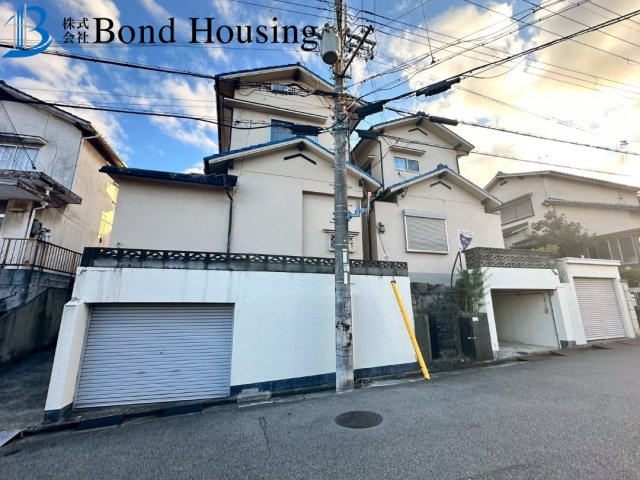 2016年フルリノベ済み・お車2台駐車可　大久保町山手台　築51年のその他