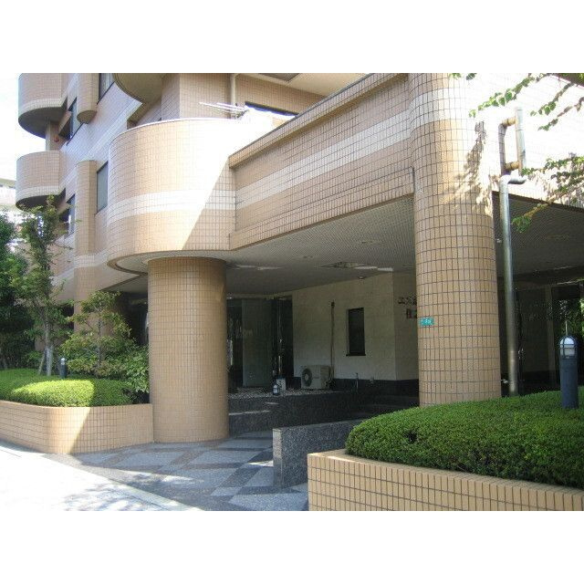 エスポワール住之江公園のエントランス