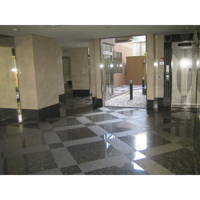 エスポワール住之江公園のロビー