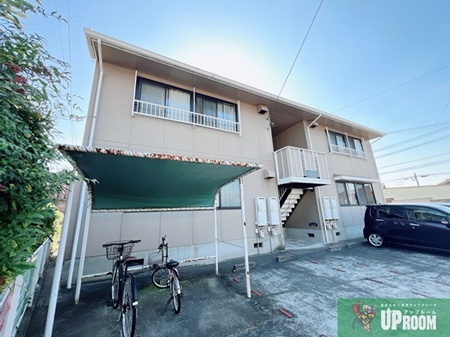 コーポラスグリーンの外観