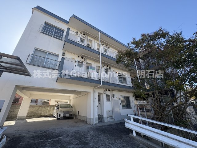 南五葉ハイツの外観