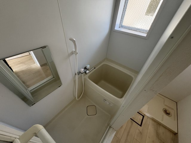 南五葉ハイツの浴室