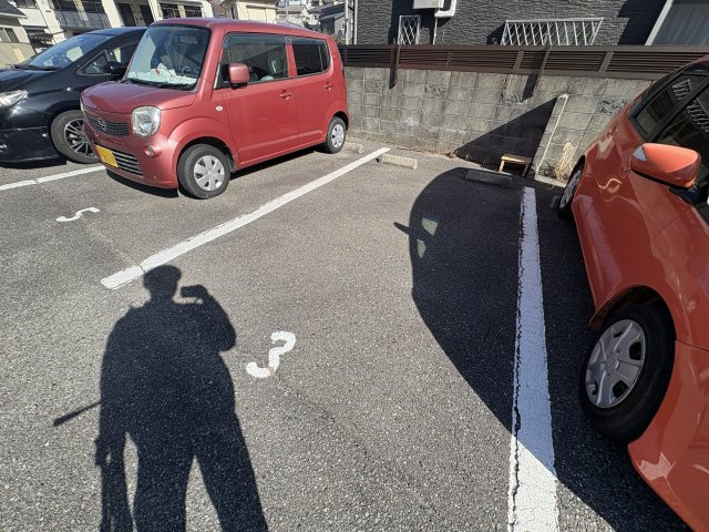 南五葉ハイツの駐車場