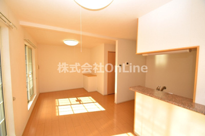 【居間・リビング】 | クリスタルガーデンリリー