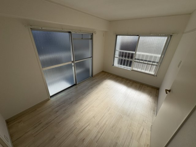 南五葉ハイツの寝室