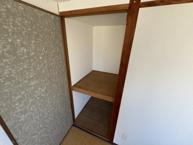 南五葉ハイツの収納