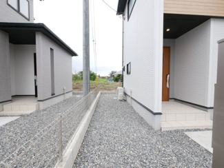 【前面道路含む現地写真】 | 西側境界