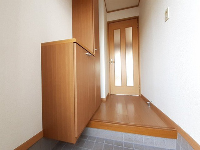 【玄関】 | メゾン・エクセルＤ | 落ち着いた玄関です