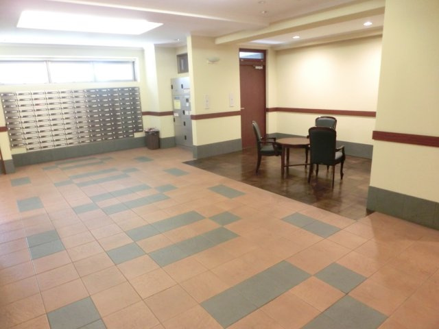 エステムコート大阪ベイエリアのエントランス