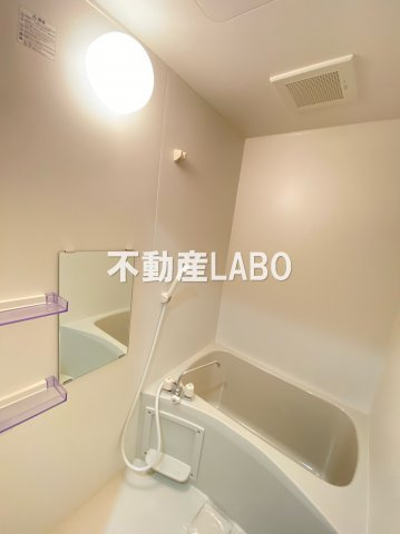 ステイブルコート弁天町の浴室