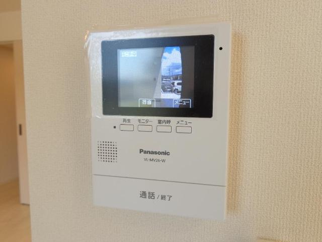 ベル　ウッドⅢの内装|カメラ付インターホン