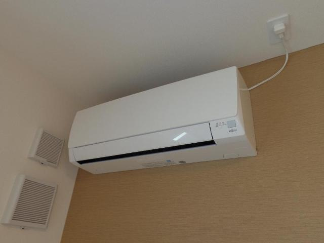 ベル　ウッドⅢの設備|エアコン
