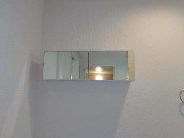 ベル　ウッドⅢの収納|トイレ内収納