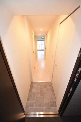 ドゥーエ立売堀の玄関