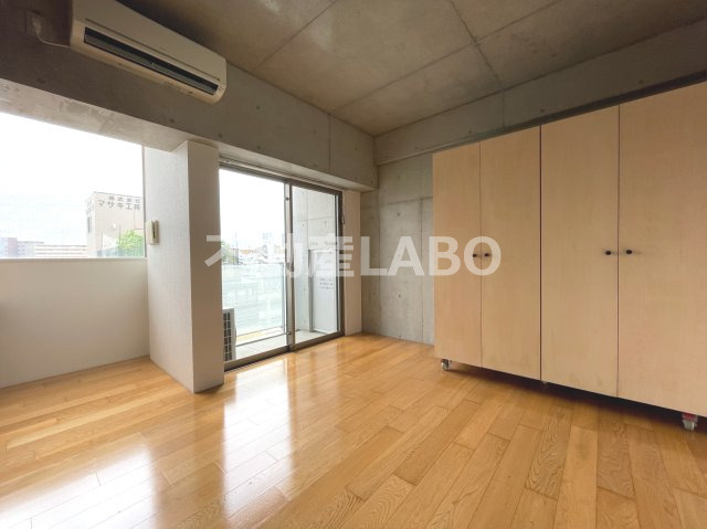 レオンコンフォート弁天町の居間・リビング