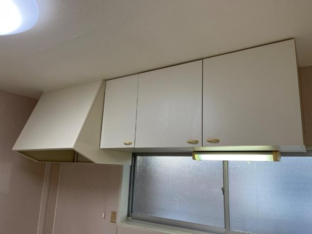 アネックスＵＭＥＤＡのキッチン|換気扇・吊り戸棚