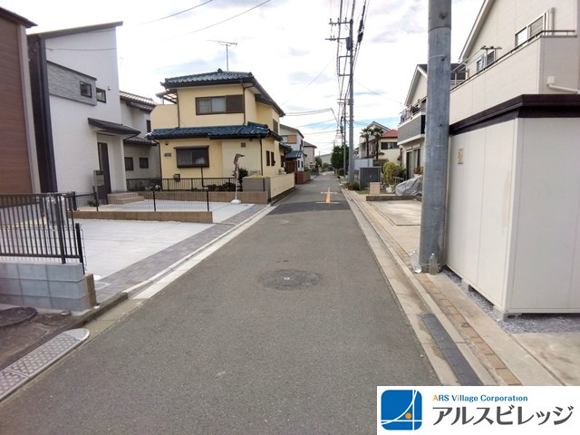 新築戸建／ふじみ野市仲１丁目（全2棟）の前面道路含む現地写真