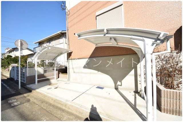 【その他共用部分】 | コンフォールK | 駐輪場になります