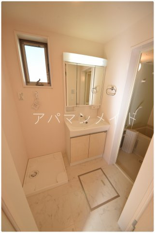 【設備】 | コンフォールK | 室内洗濯機置場になります