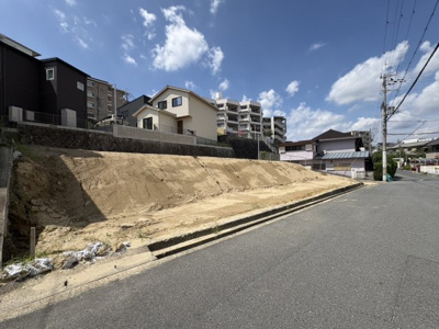 【前面道路含む現地写真】 | 奈良市あやめ池南6丁目～全3区画～