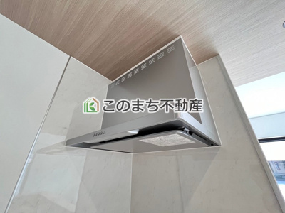 【キッチン】 | いろどりアイタウン宇都宮市野沢町23-P1　10号棟 | お料理の匂いもスッキリ♪シンプルデザインで掃除も簡単‼