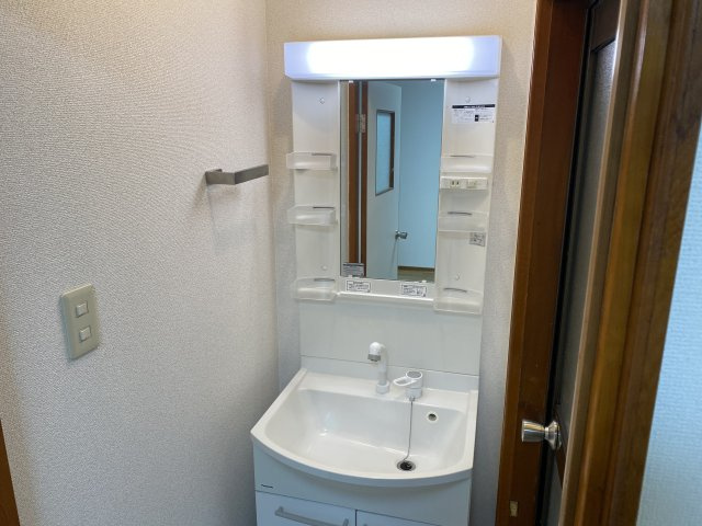 コンフォルト蔵之宮の洗面所