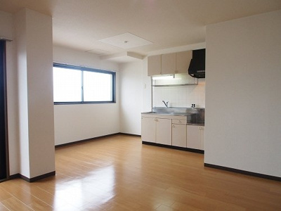 【居間・リビング】 | カサ・ヴィアーレ