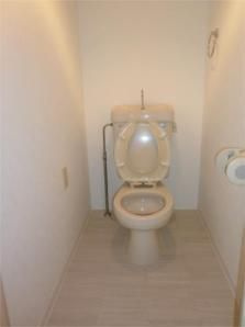 スリースター泉尾のトイレ