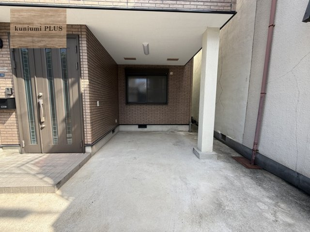 東大阪市高井田西1丁目の駐車場