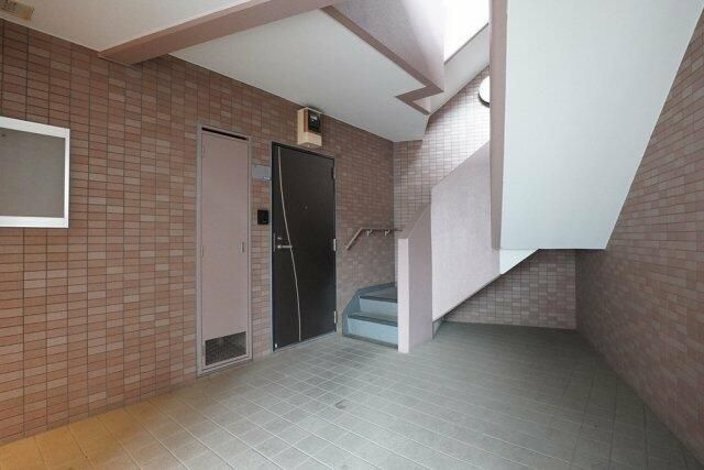 Ｔ’ｓ　ｇａｒｄｅｎ滝野川のロビー