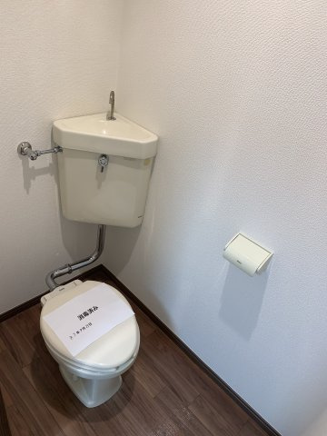 ハイツ江川A棟の内装|洗濯機置き場