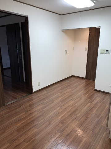 ハイツ江川A棟の洋室|洋室・4.5帖