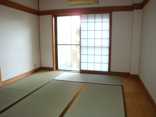 雲雀丘3丁目貸家の和室